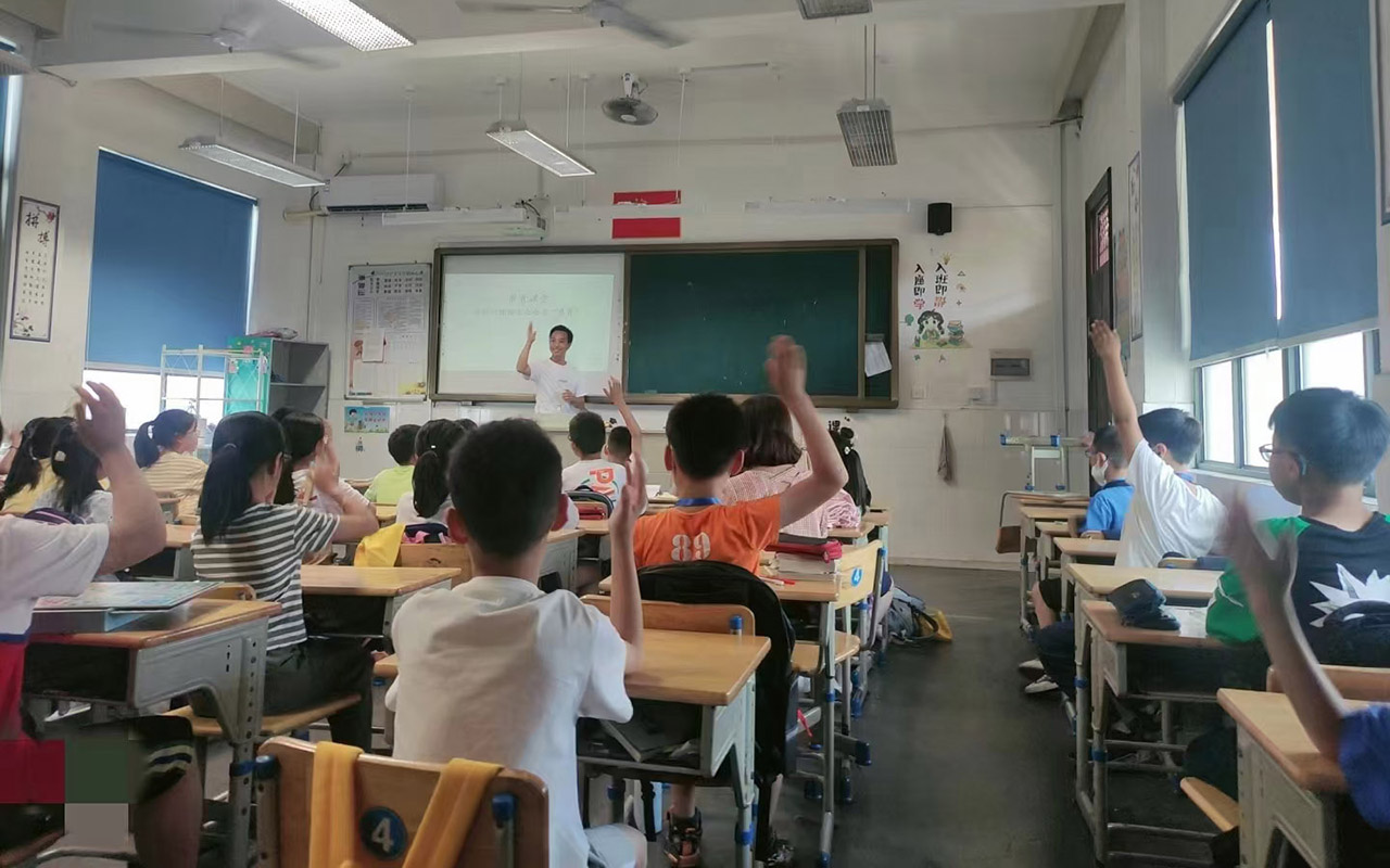 阳春冯家小学