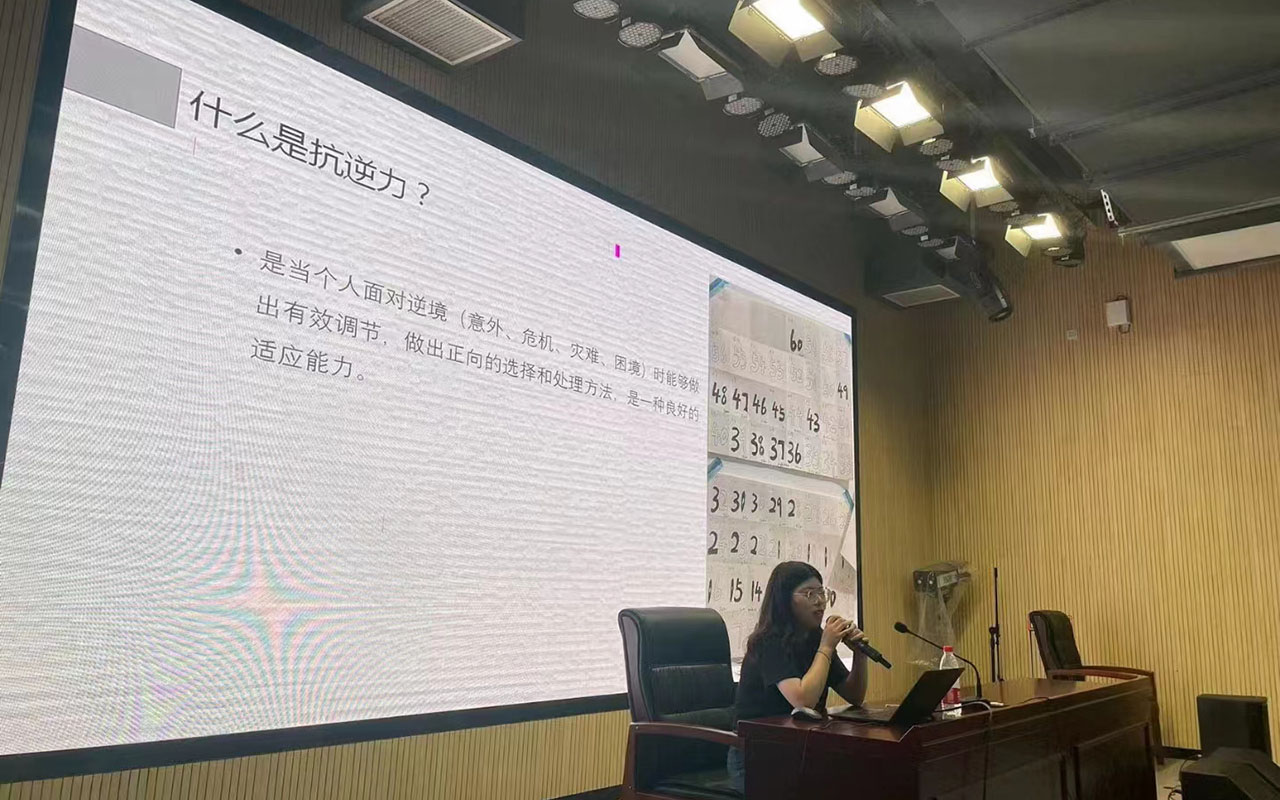 阳春董玉娣中学